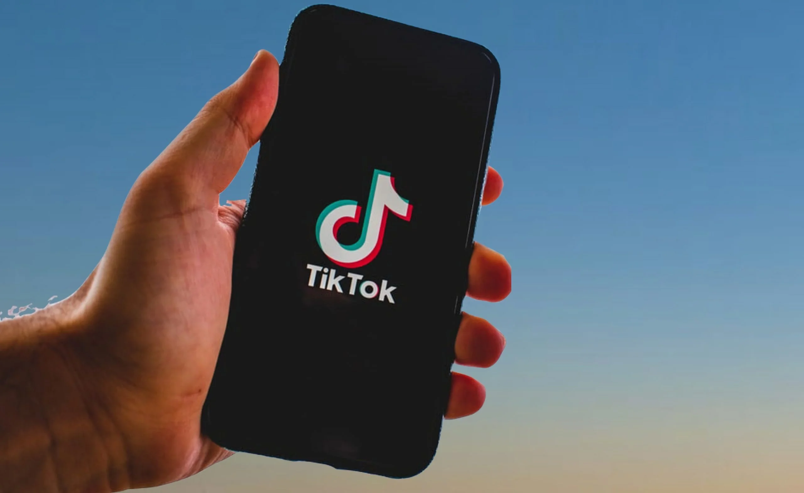 TikTok tests a new function for celebrities to greet you (paying, of course)