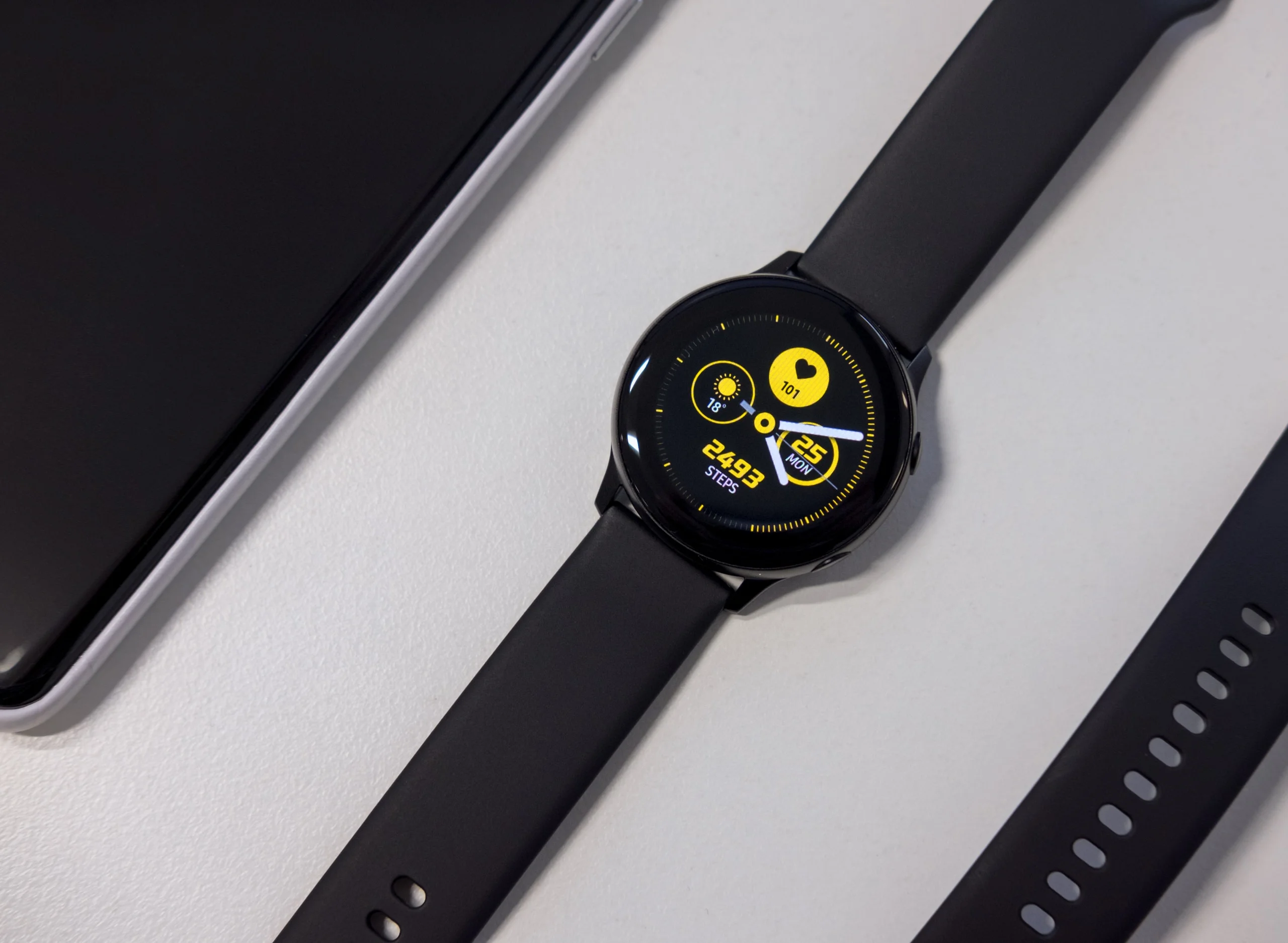 Facebook's smartwatch would have two cameras, and one of them would be detachable