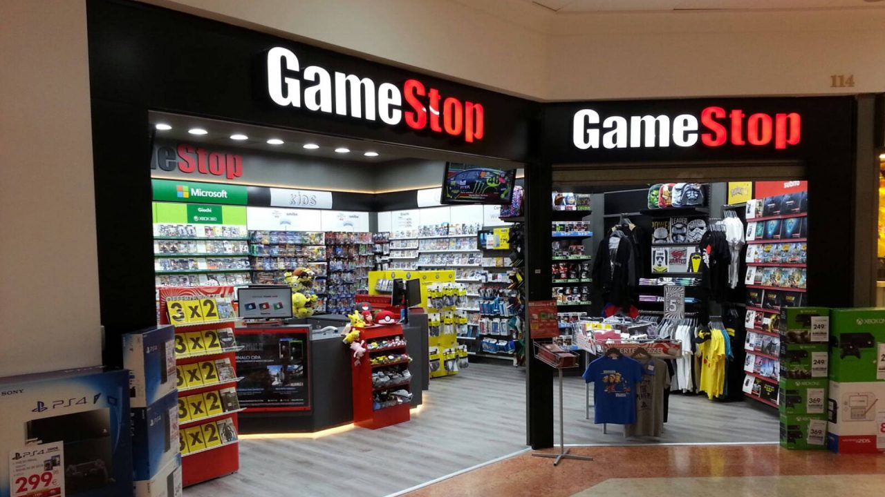 GameStop faces the world of cryptocurrencies: it wants to launch its NFT store