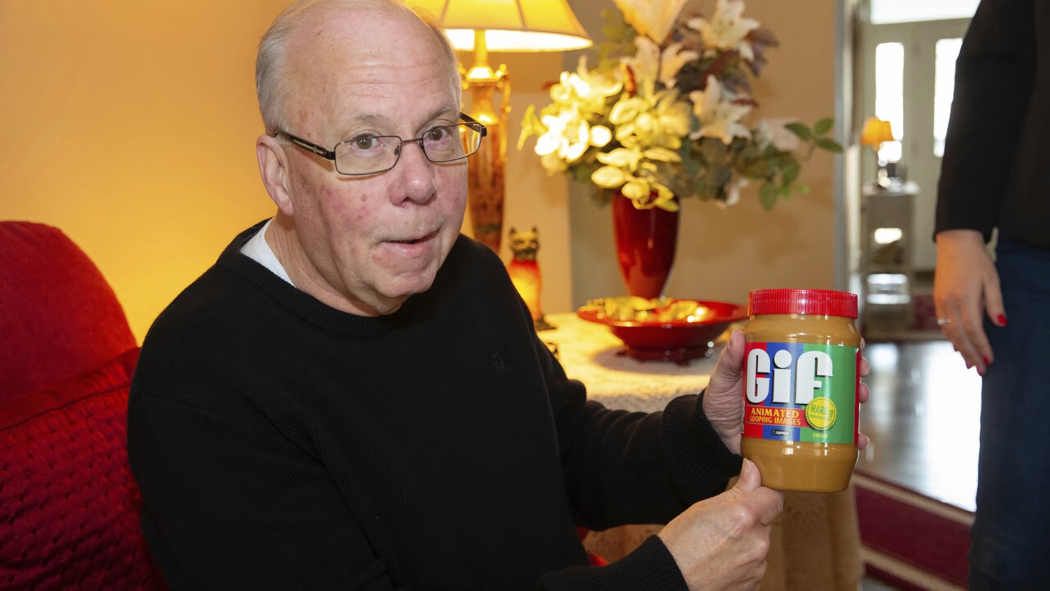 Stephen Wilhite, the creator of the GIF, dies