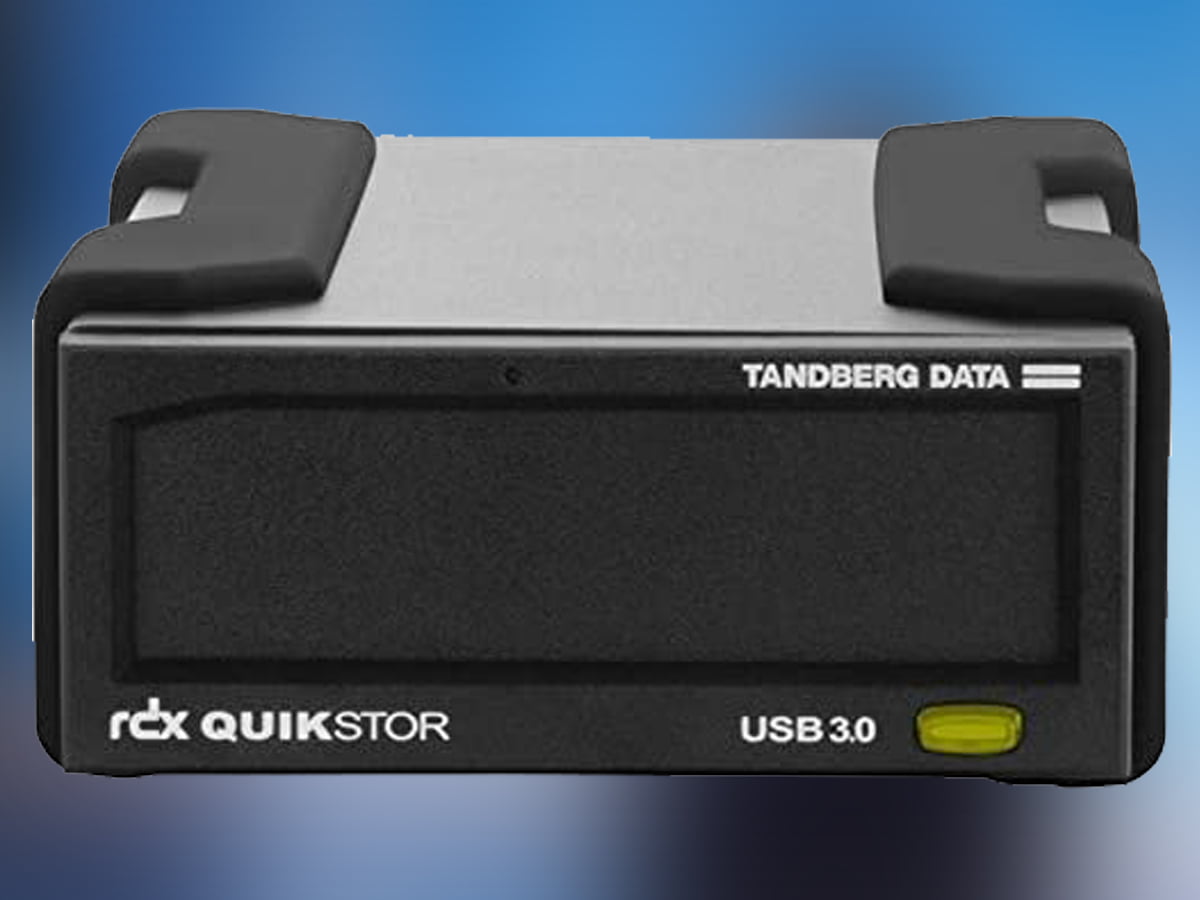 Tandberg RDX QuikStor Review, the removable backup with SSD or HD for Mac and PC