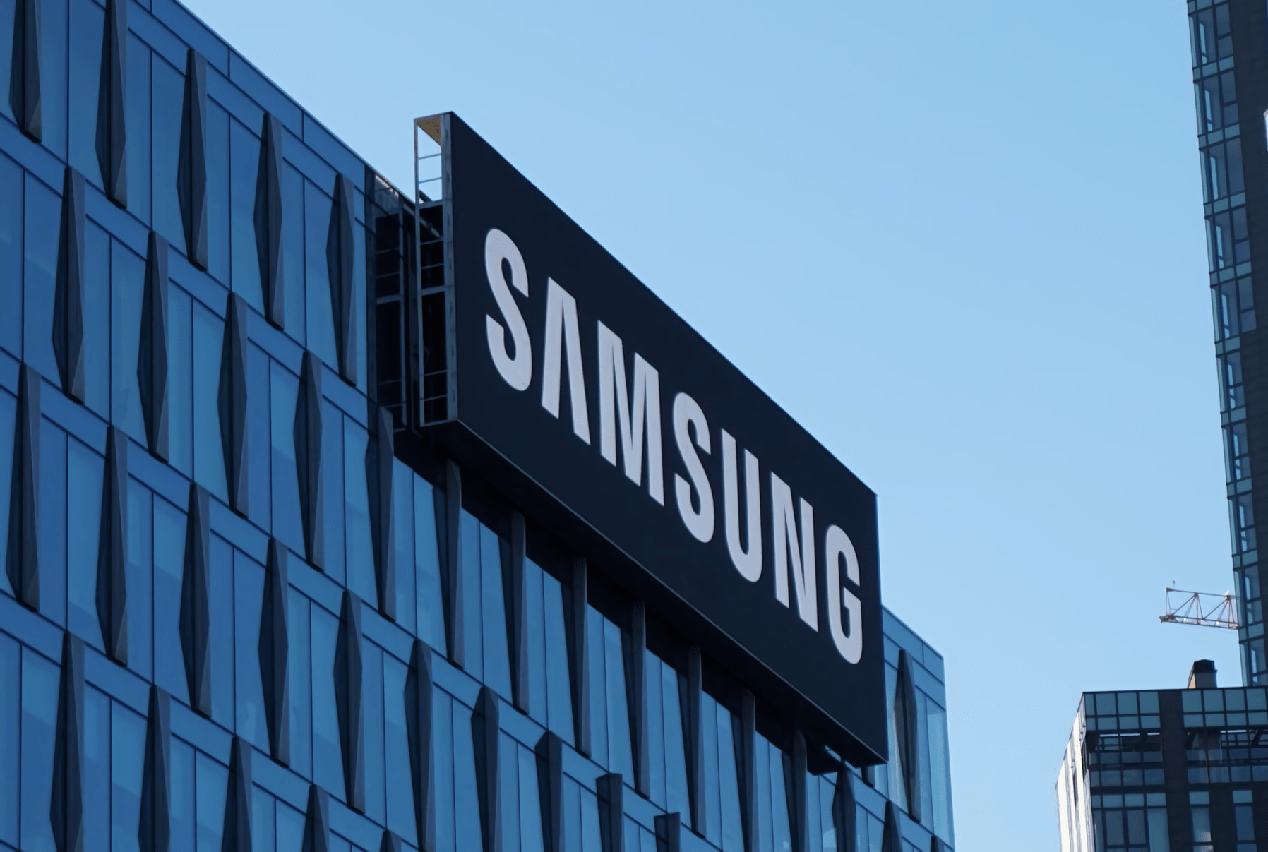 If the shortage was not enough, Samsung will increase the price of its chips by 20%